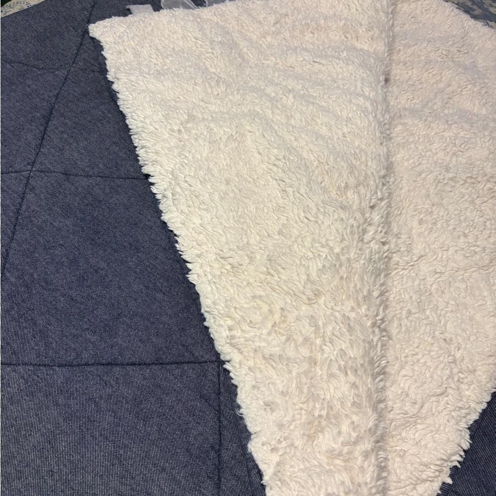 Pottery Barn Kids Denim and Sherpa Comforter/Sham - Picture 2 of 8